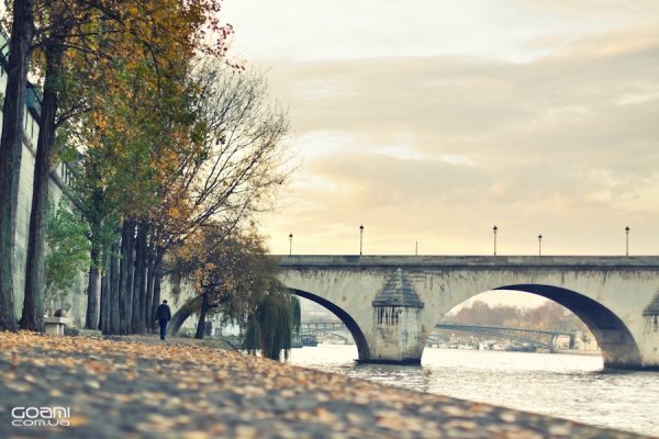 Париж, Франція